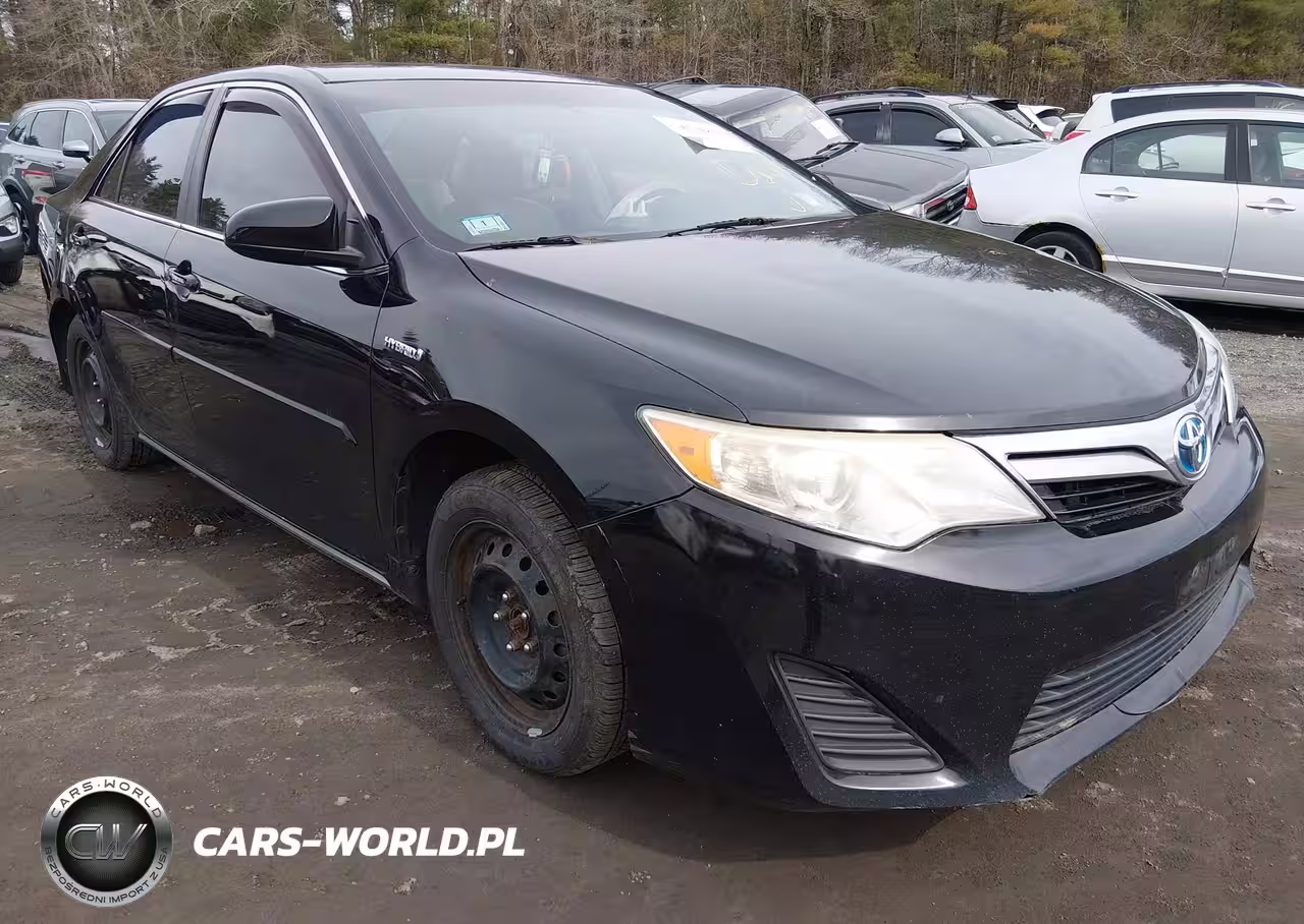 2014 Toyota Camry Hybrid Le