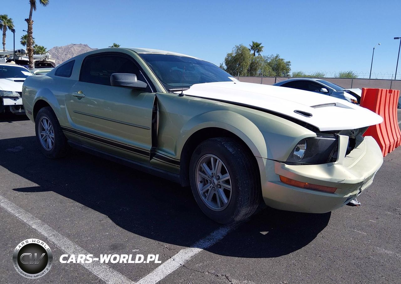 2006 Ford Mustang V6
