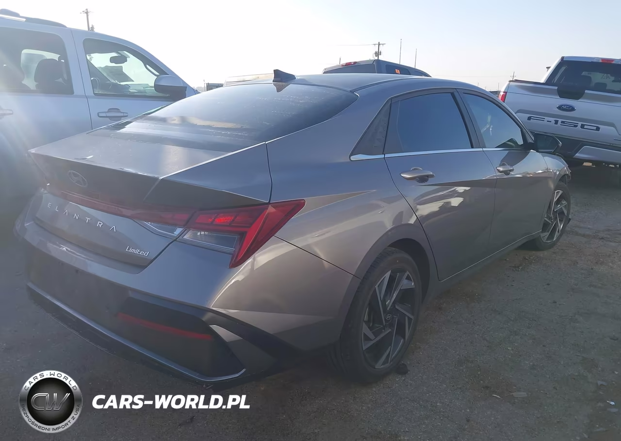 2024 Hyundai Elantra Limited VIN:KMHLP4DG5RU654582 - 4