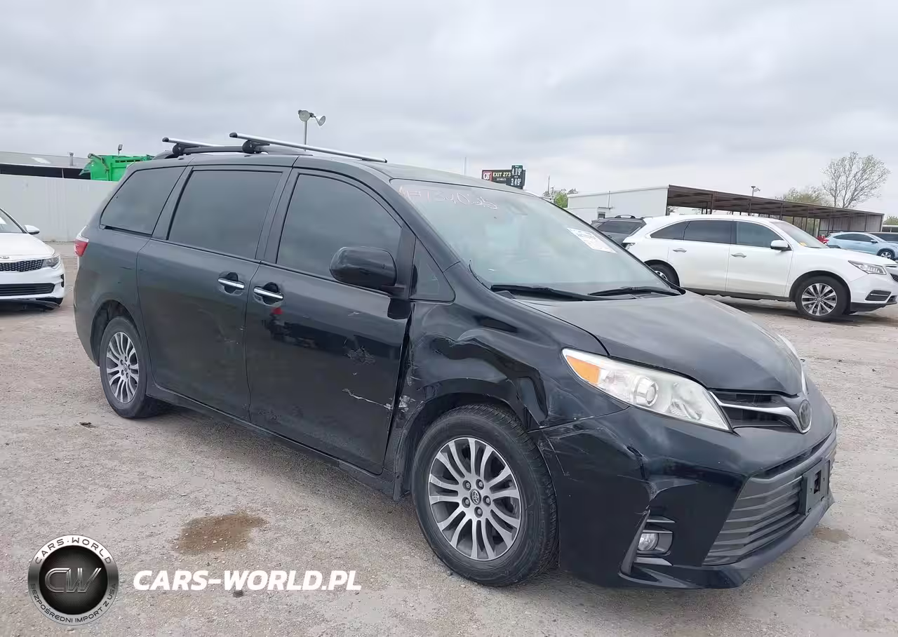 2019 Toyota Sienna Xle 8 Passenger