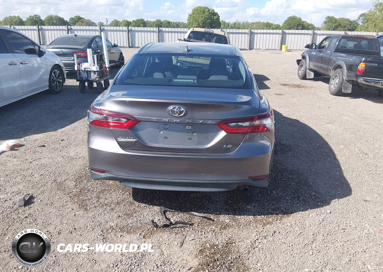 2024 Toyota Camry Le VIN:4T1C11AK2RU909407 - 17