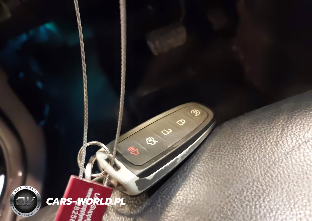 2017 Ford Focus Titanium VIN:1FADP3J26HL291358 - 11