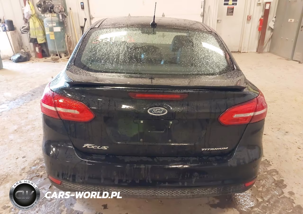 2017 Ford Focus Titanium VIN:1FADP3J26HL291358 - 16
