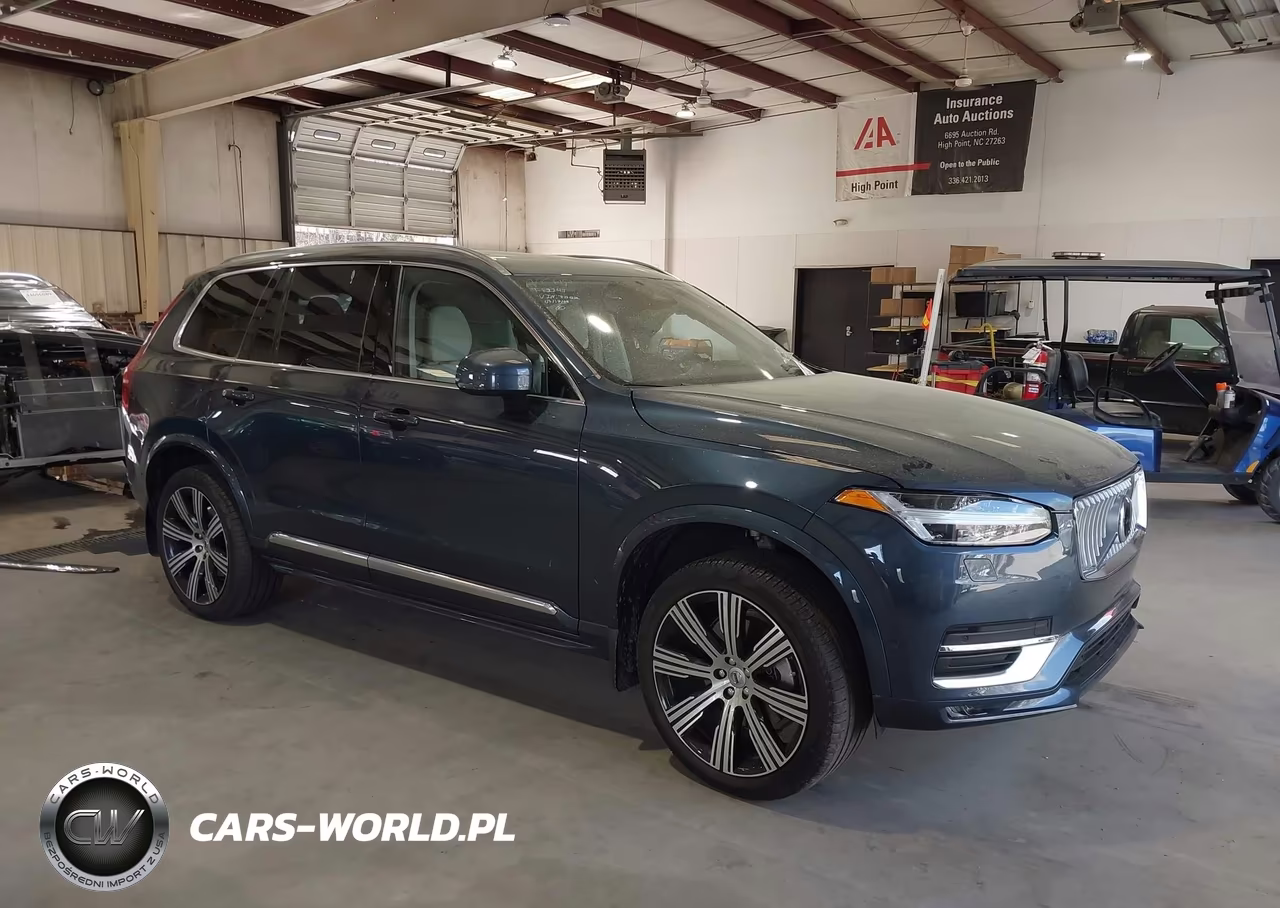 2025 Volvo Xc90 Ultra – zdjęcie 1 z 17