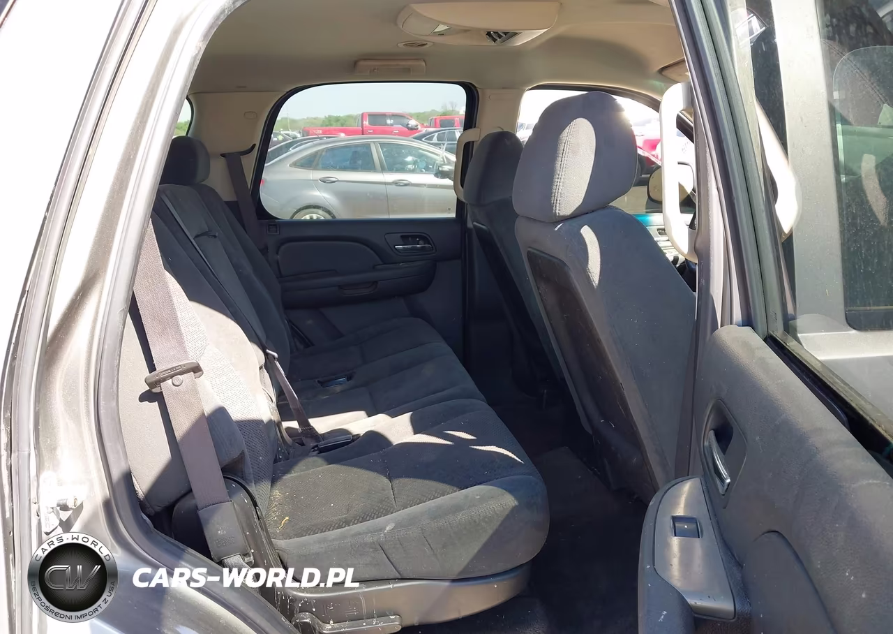 2008 Chevrolet Tahoe Ls VIN:1GNFC13088R122591 - 8