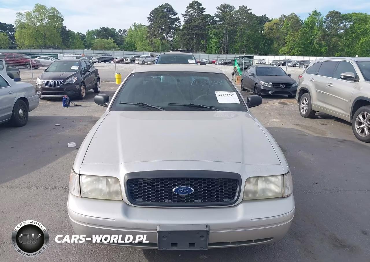 2009 Ford Crown Victoria Police-Police Interceptor VIN:2FAHP71V99X135208 - 12