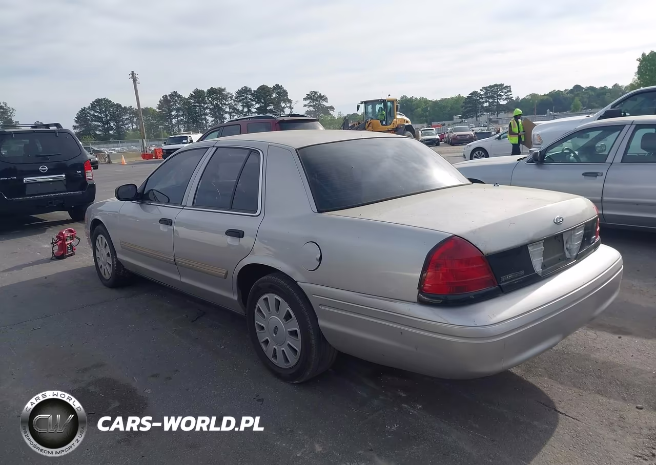 2009 Ford Crown Victoria Police-Police Interceptor VIN:2FAHP71V99X135208 - 3