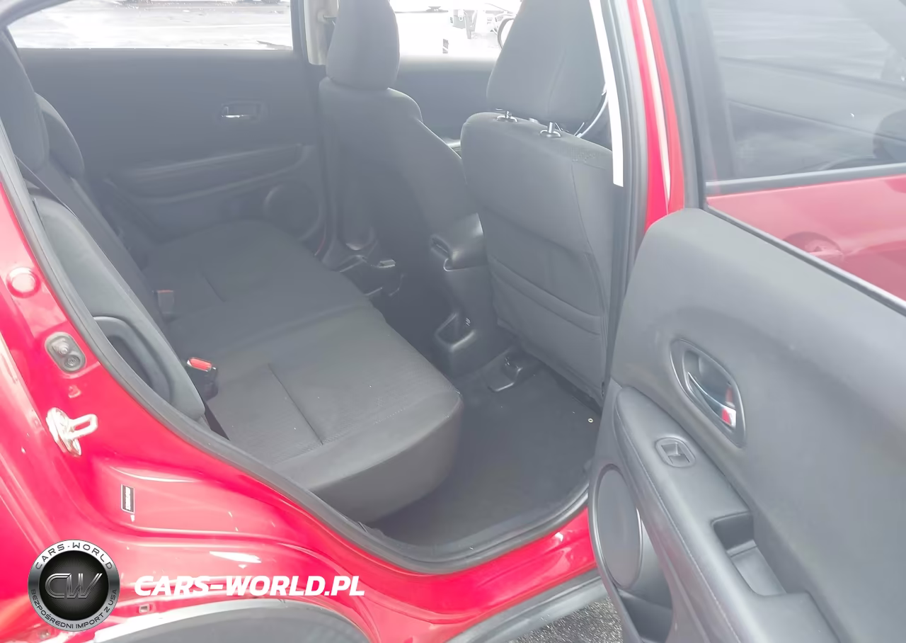 2018 Honda Hr-V Lx VIN:3CZRU5H37JM715387 - 8
