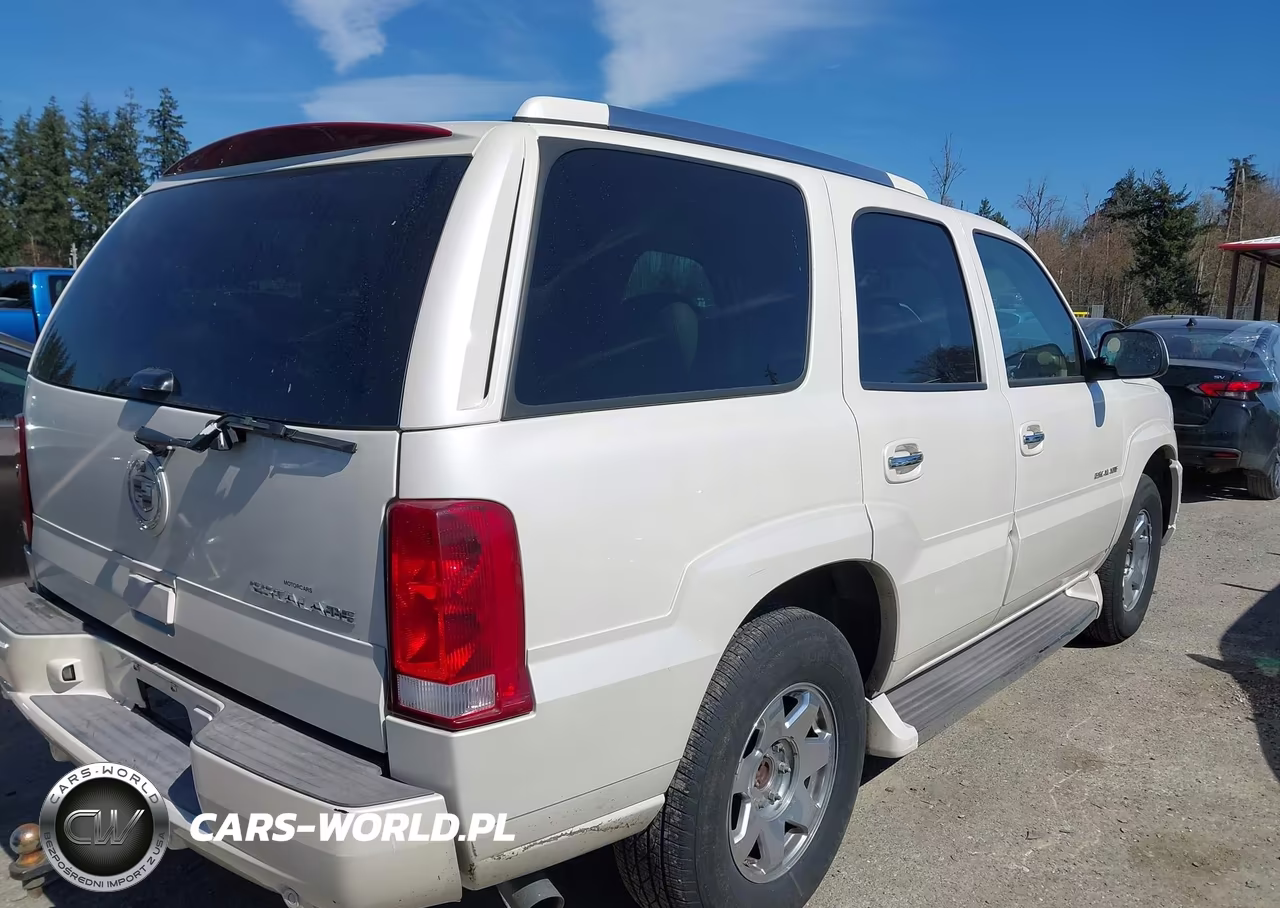 2005 Cadillac Escalade Standard VIN:1GYEK63N85R153961 - 4