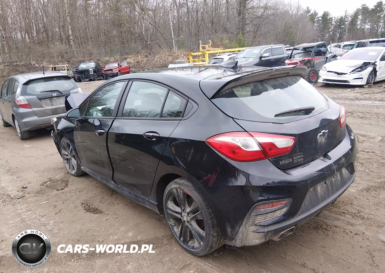 2018 Chevrolet Cruze Lt Auto VIN:3G1BE6SM5JS649633 - 3