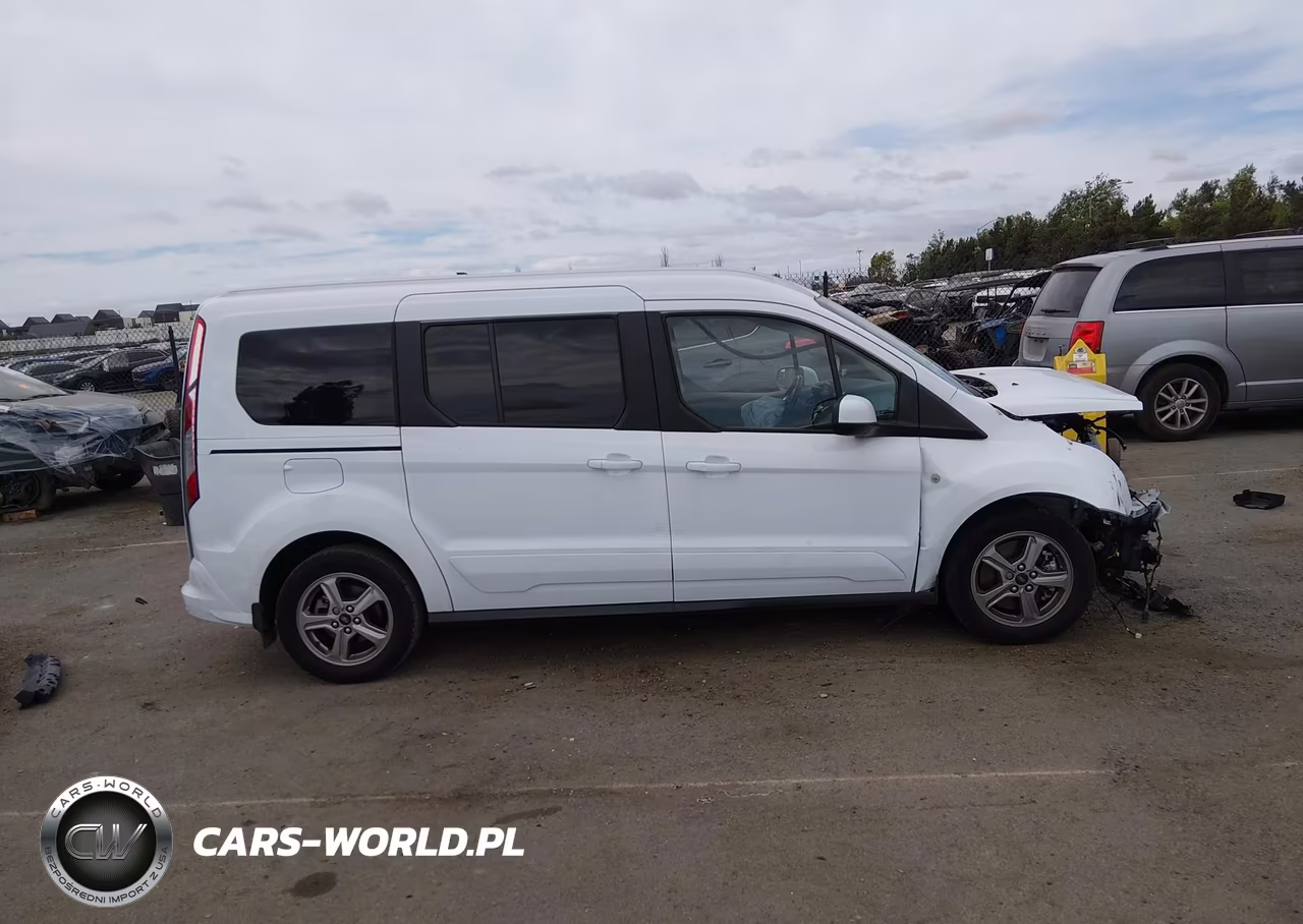 2019 Ford Transit Connect Titanium VIN:NM0GE9G2XK1389266 - 13