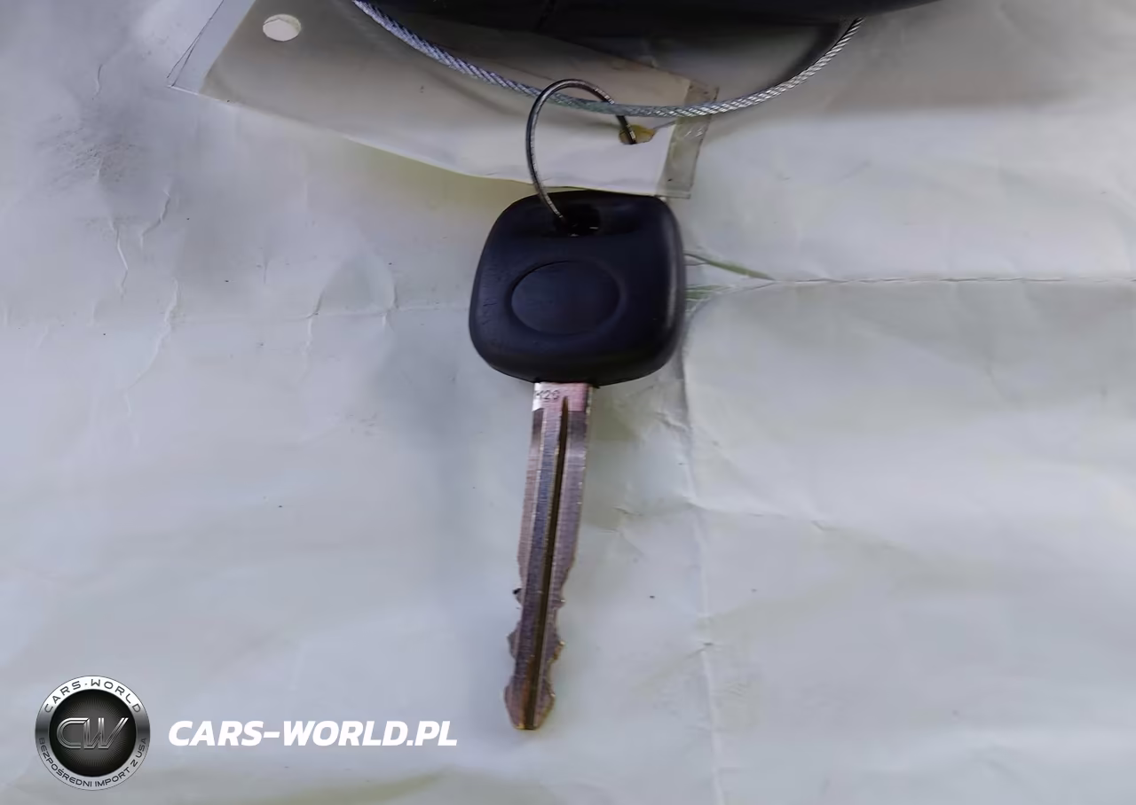 2016 Toyota Camry Xse VIN:4T1BF1FK3GU201721 - 11