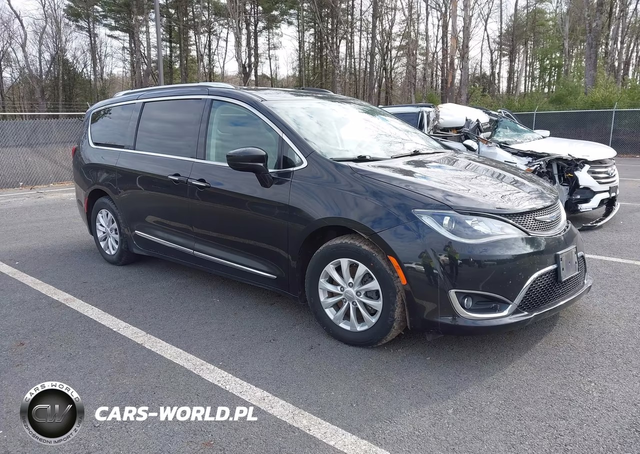 2019 Chrysler Pacifica Touring L