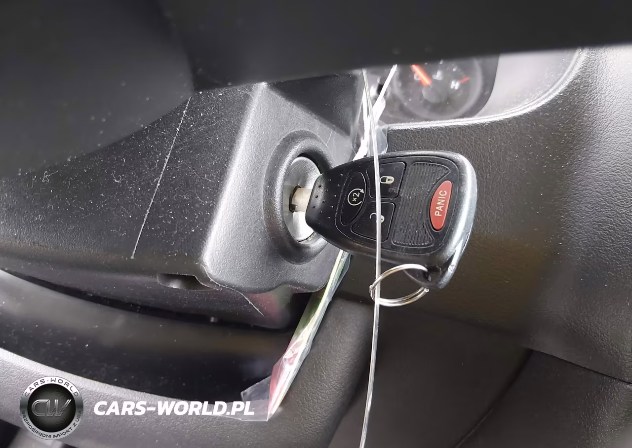 2013 Jeep Compass Latitude VIN:1C4NJCEB0DD207999 - 11
