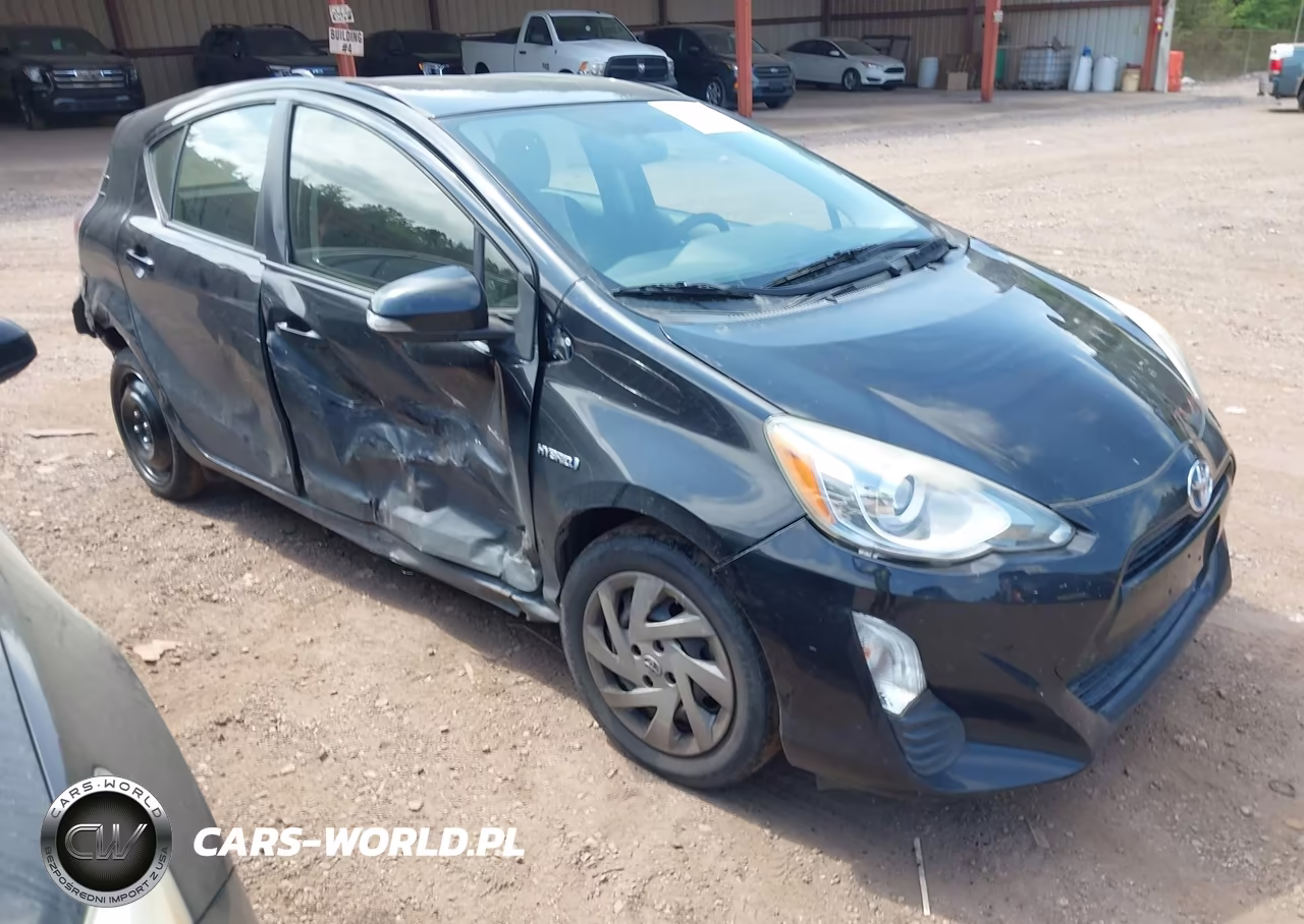 2016 Toyota Prius C Two