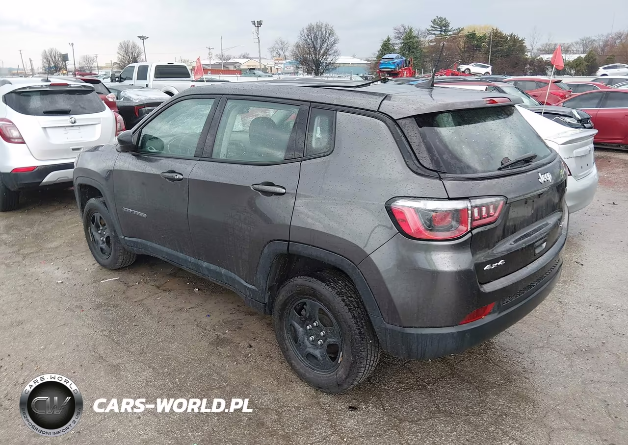 2019 Jeep Compass Sport 4X4 VIN:3C4NJDAB0KT794031 - 3