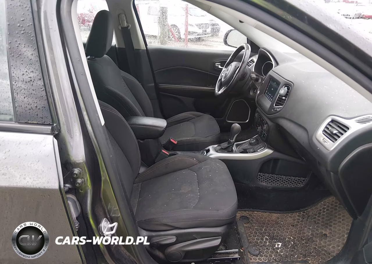 2019 Jeep Compass Sport 4X4 VIN:3C4NJDAB0KT794031 - 5