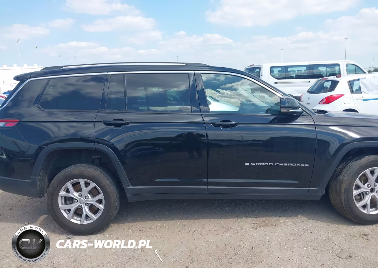 2022 Jeep Grand Cherokee L Limited 4X4 VIN:1C4RJKBG7N8633694 - 14