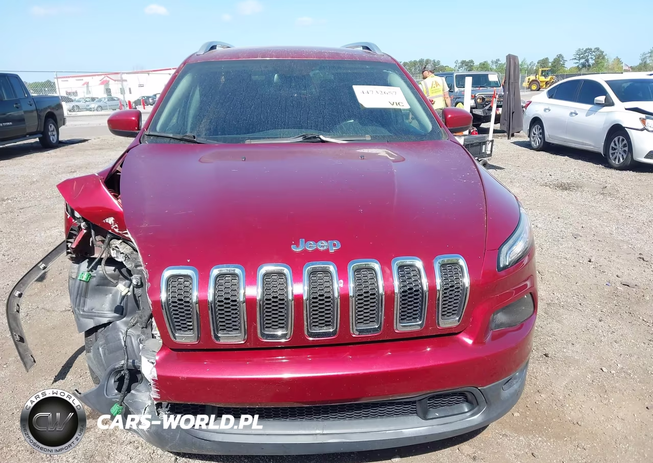 2017 Jeep Cherokee Latitude Fwd VIN:1C4PJLCBXHW572857 - 12