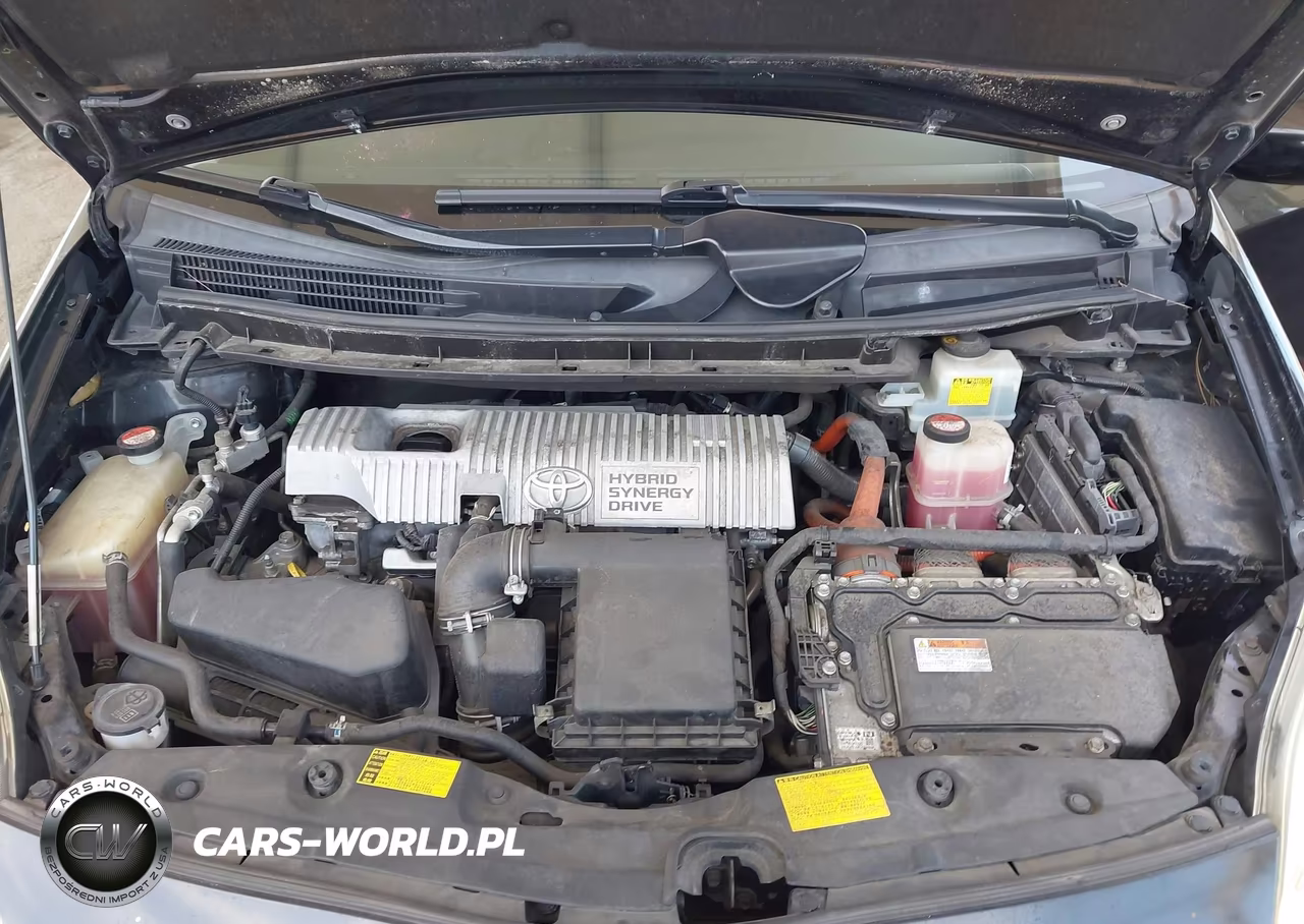 2015 Toyota Prius Two VIN:JTDKN3DU9F0411172 - 10