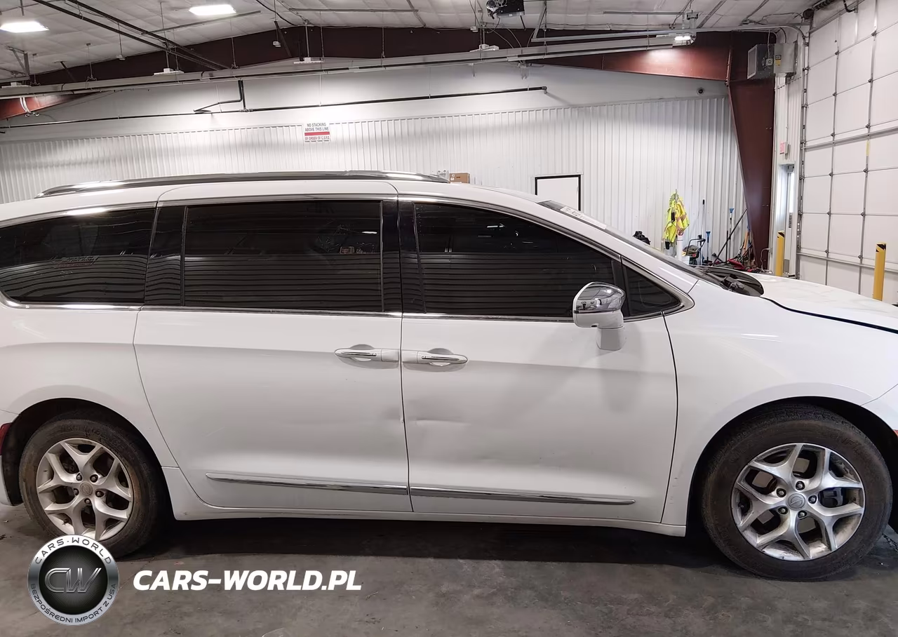 2020 Chrysler Pacifica Limited VIN:2C4RC1GG0LR117160 - 14
