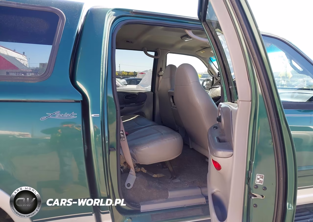 2001 Ford F-150 King Ranch Edition-Lariat-Xlt VIN:1FTRW08L71KE21496 - 7
