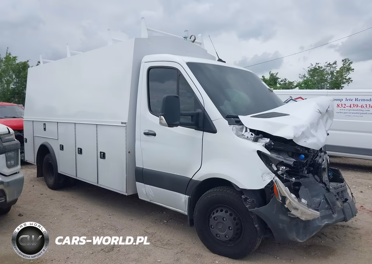 2024 Mercedes-Benz Sprinter 4500 VIN:W1X9N33Y4RN275091 - 13