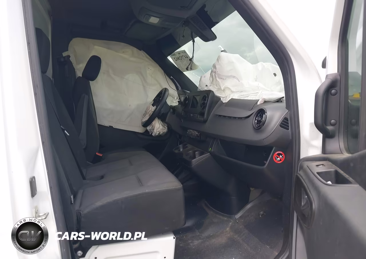 2024 Mercedes-Benz Sprinter 4500 VIN:W1X9N33Y4RN275091 - 5