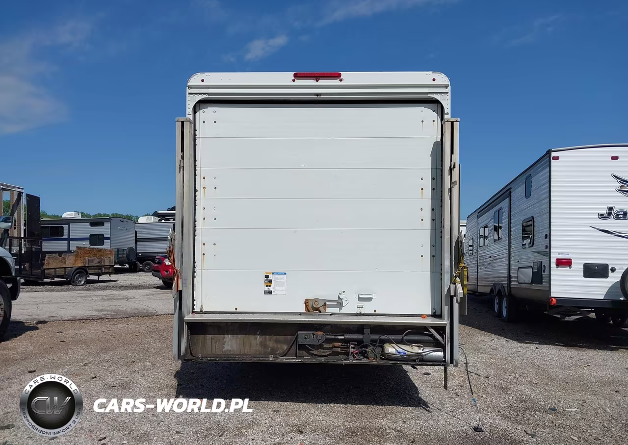 2015 Ford F-59 Commercial Stripped VIN:1F66F5KY6F0A04672 - 17