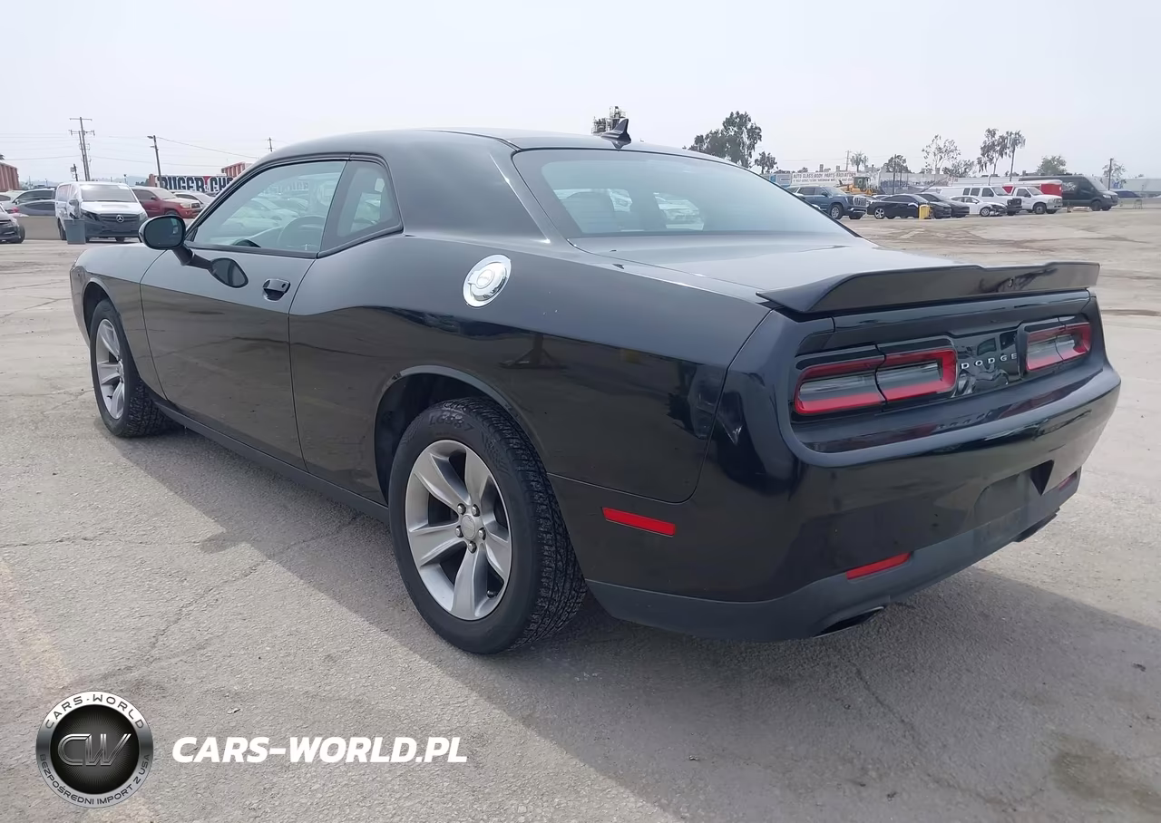 2018 Dodge Challenger Sxt VIN:2C3CDZAG4JH171899 - 3