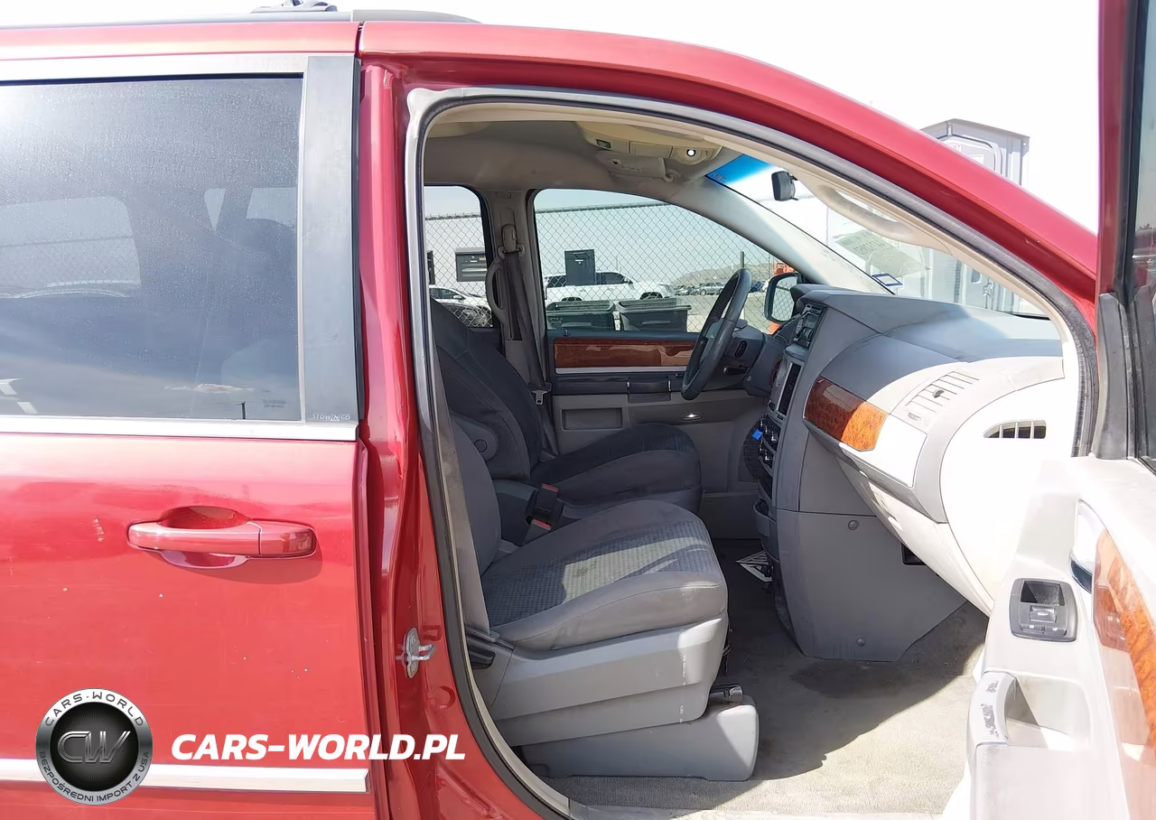 2009 Chrysler Town & Country Touring VIN:2A8HR54119R585014 - 5
