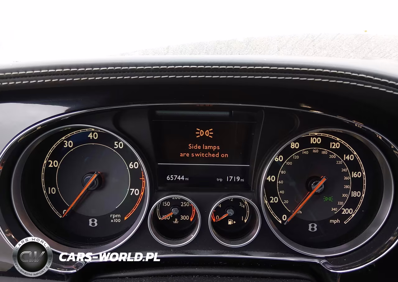 2015 Bentley Flying Spur V8 VIN:SCBET9ZA3FC046784 - 7