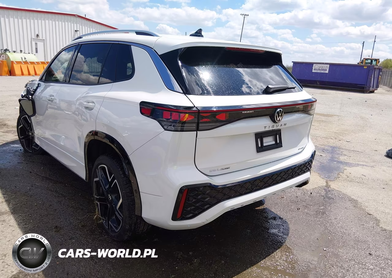 2026 Volkswagen Tiguan Sel R-Line Turbo VIN:3VVUW7RMXTM043956 - 3