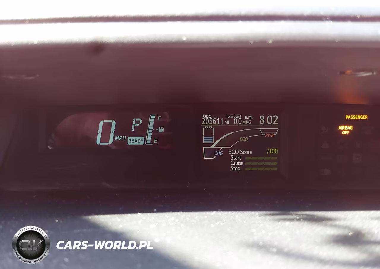2016 Toyota Prius C One VIN:JTDKDTB3XG1131124 - 7