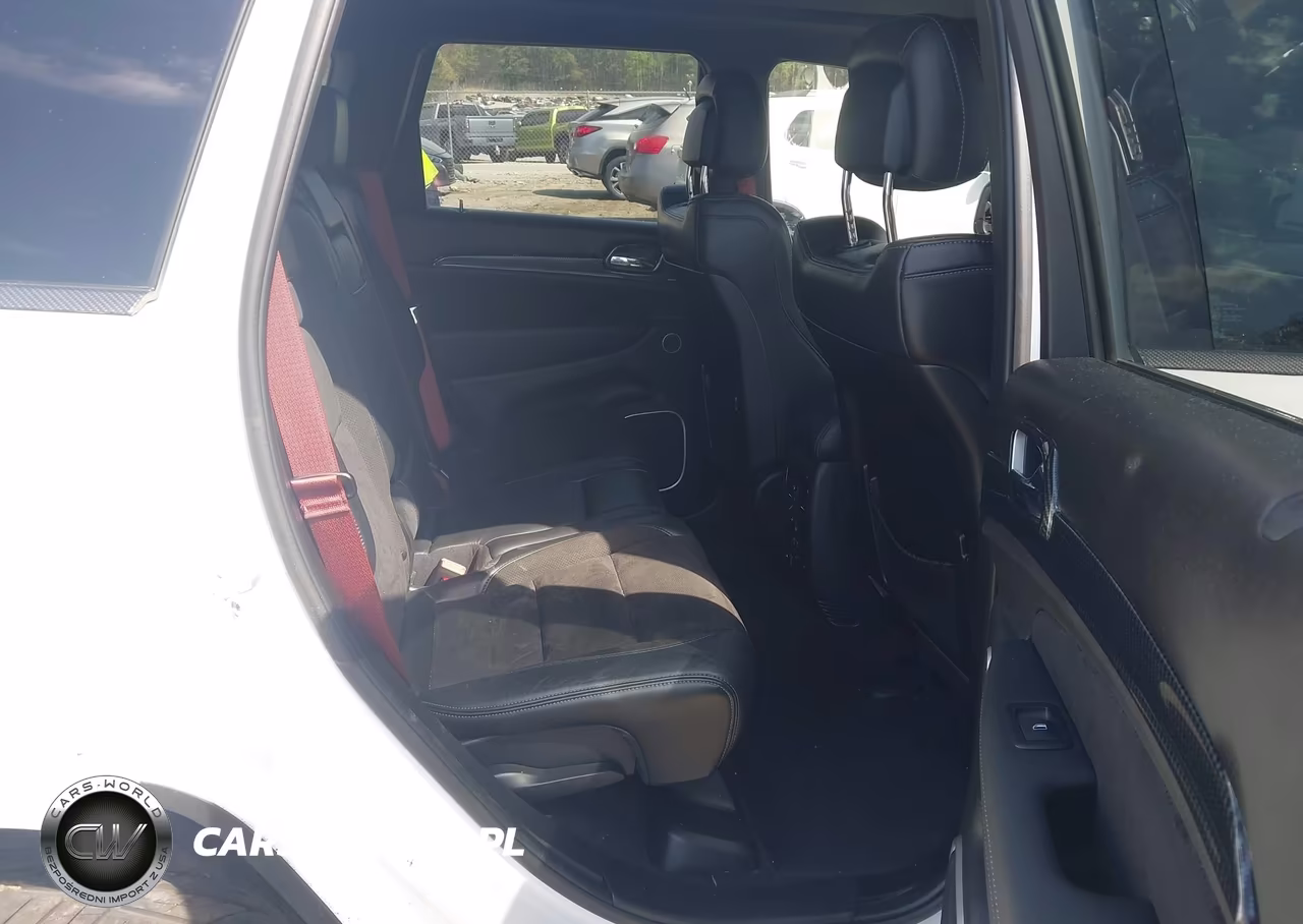 2015 Jeep Grand Cherokee Srt VIN:1C4RJFDJ8FC197002 - 8