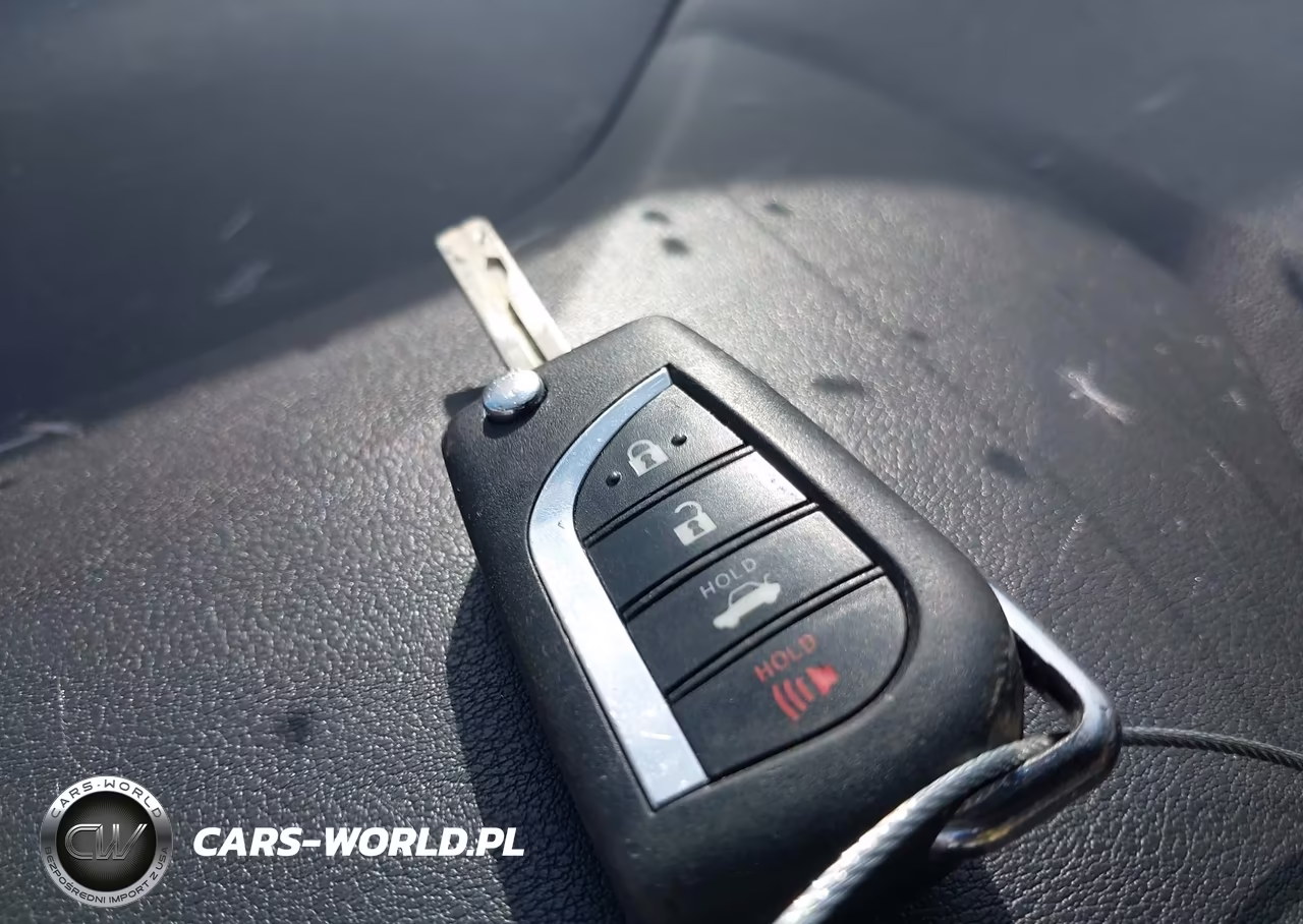 2020 Toyota Corolla Le VIN:JTDEPRAE3LJ086967 - 11