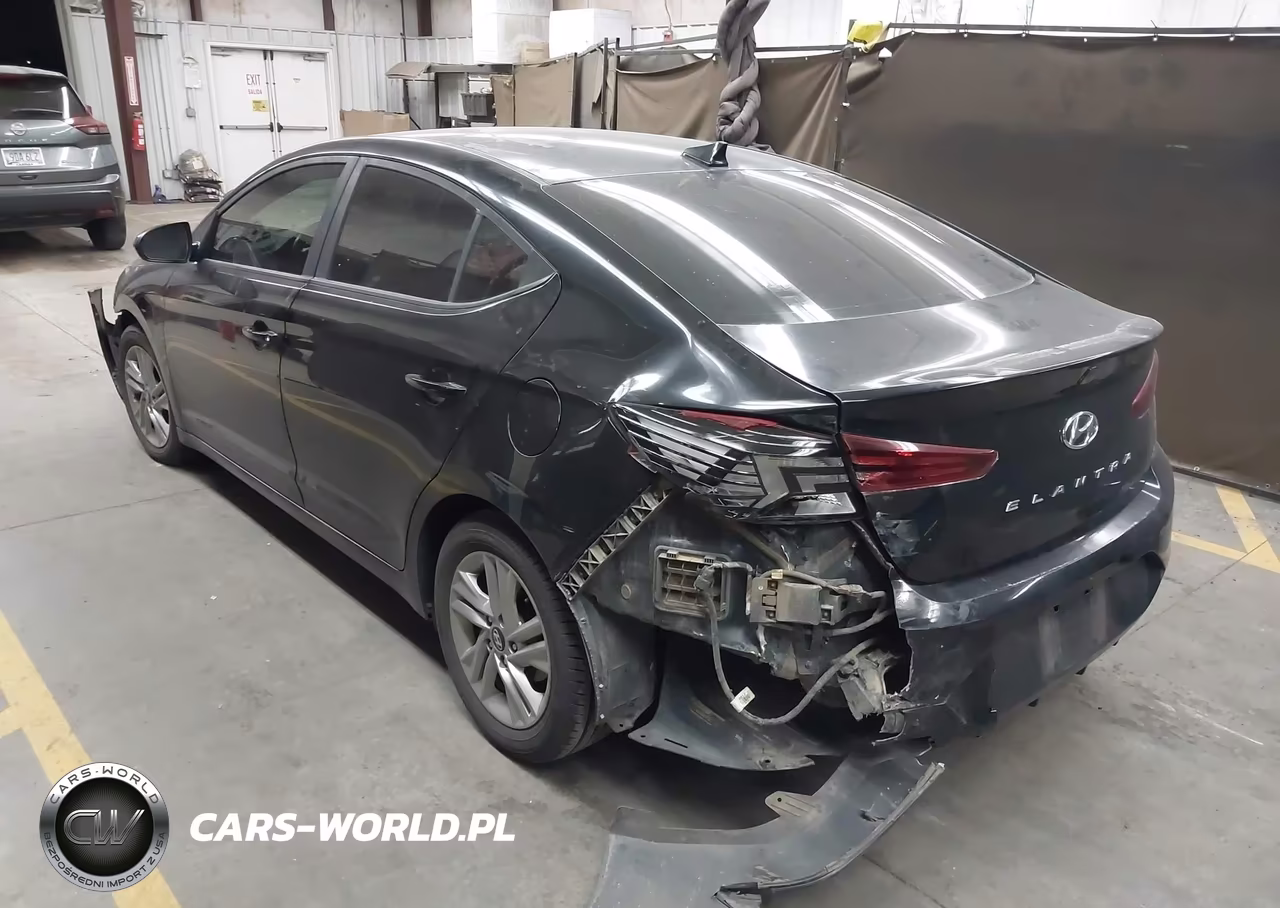 2019 Hyundai Elantra Sel VIN:KMHD84LF5KU746016 - 3