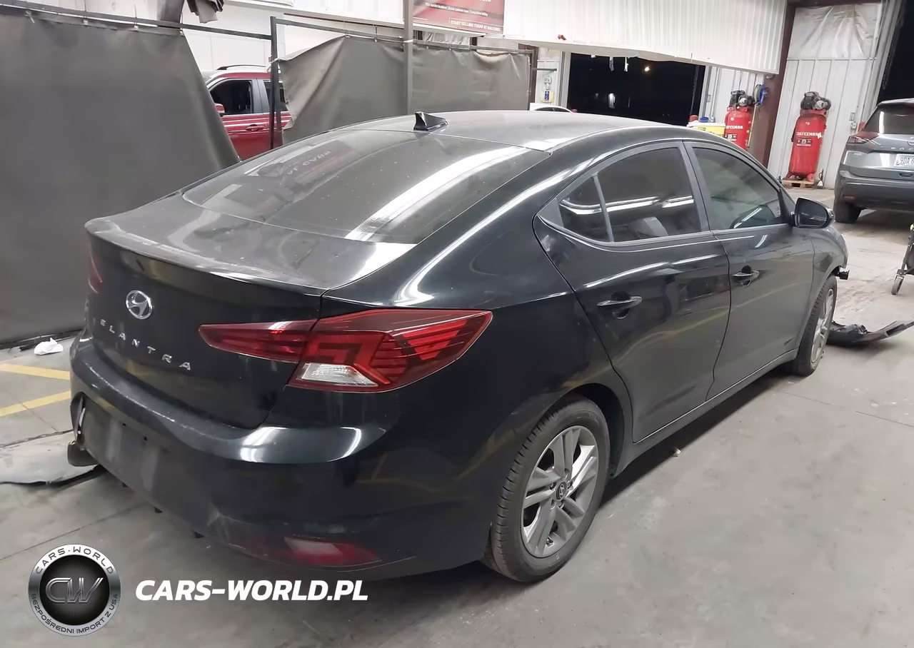 2019 Hyundai Elantra Sel VIN:KMHD84LF5KU746016 - 4