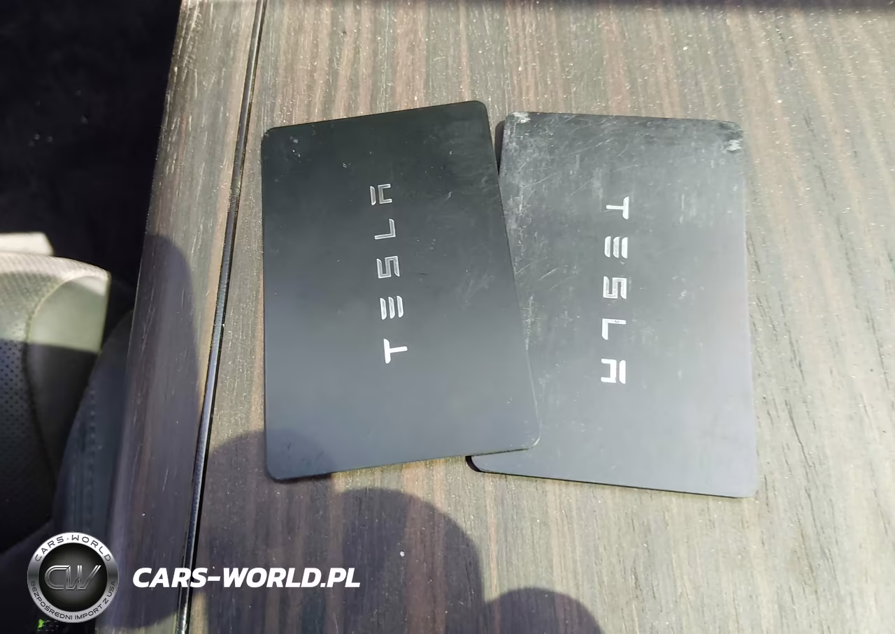2024 Tesla Model X Long Range VIN:7SAXCAE50RF452435 - 11