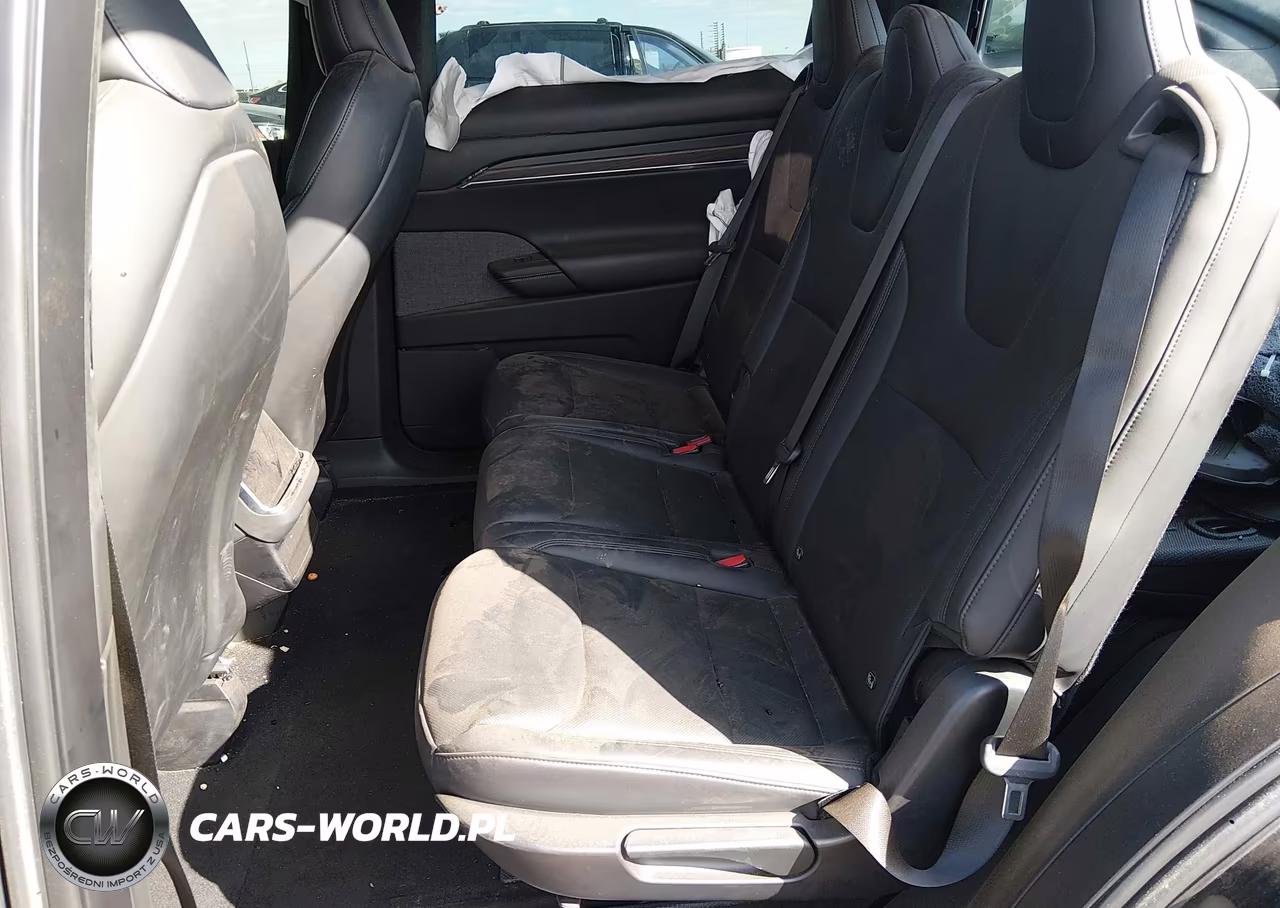 2024 Tesla Model X Long Range VIN:7SAXCAE50RF452435 - 8