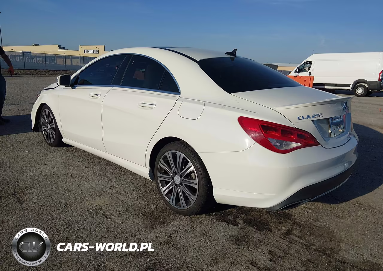 2018 Mercedes-Benz Cla 250 4Matic VIN:WDDSJ4GB9JN559478 - 3