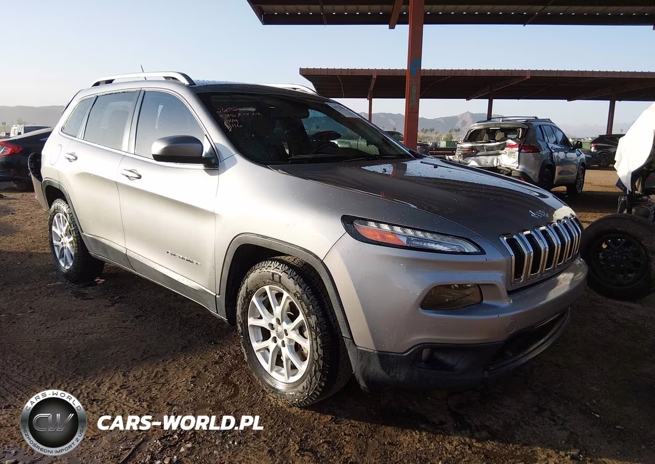 2015 Jeep Cherokee Latitude – zdjęcie 1 z 16