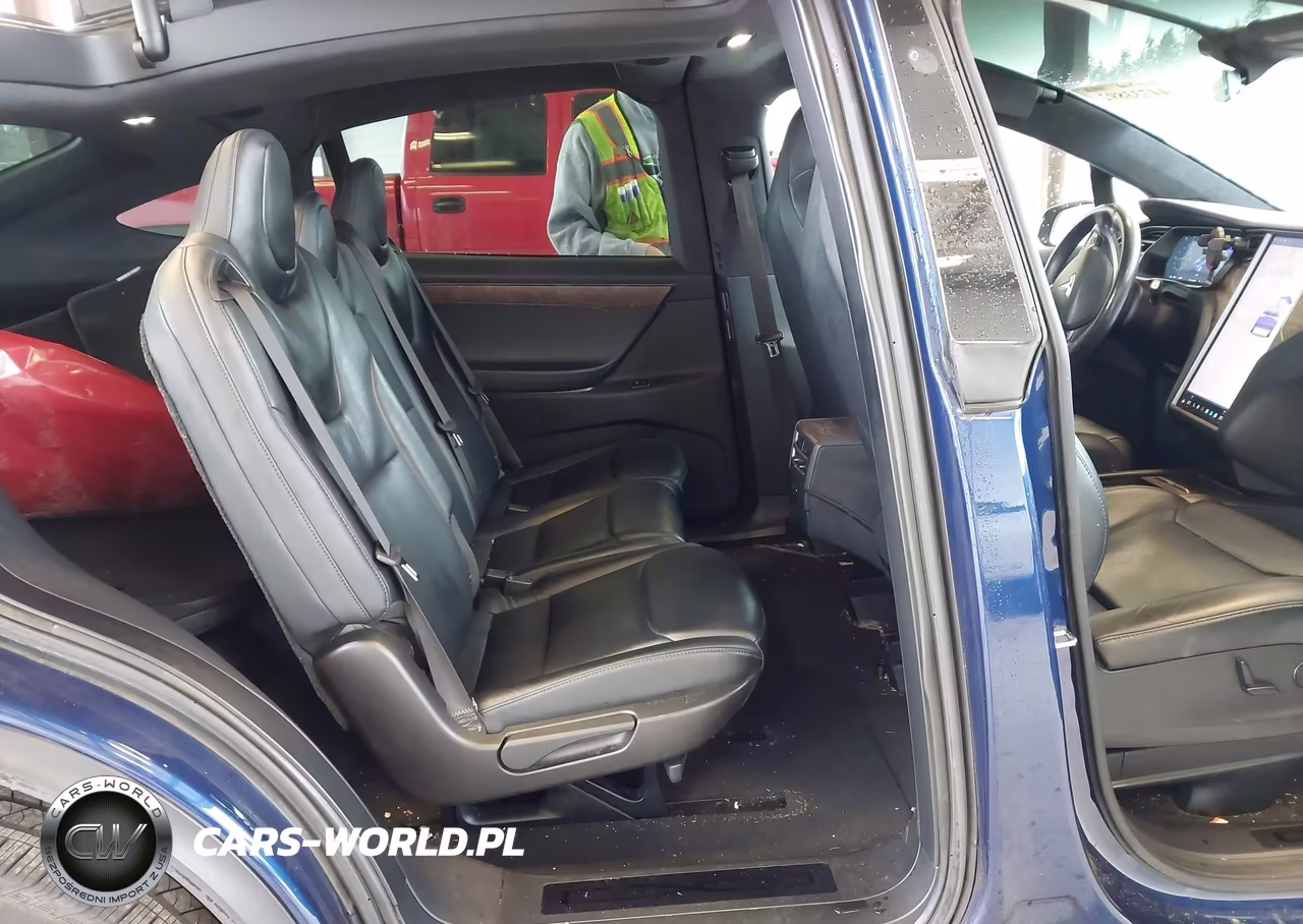 2019 Tesla Model X 100D-75D-Long Range VIN:5YJXCAE2XKF183644 - 8