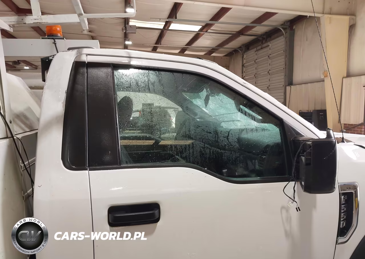 2021 Ford F-550 Chassis Xl VIN:1FDUF5HT0MDA03213 - 12