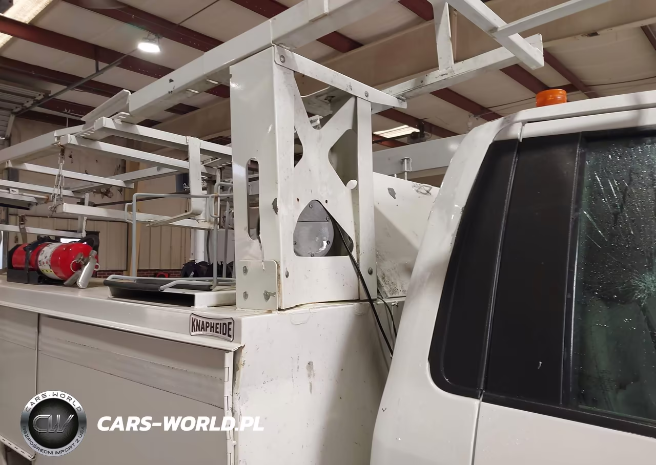 2021 Ford F-550 Chassis Xl VIN:1FDUF5HT0MDA03213 - 13