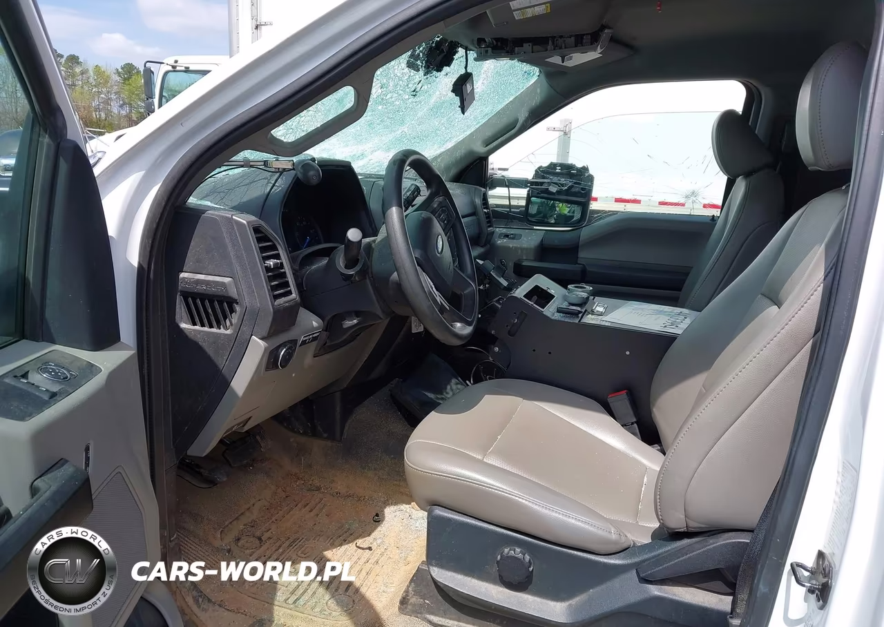 2021 Ford F-550 Chassis Xl VIN:1FDUF5HT0MDA03213 - 7
