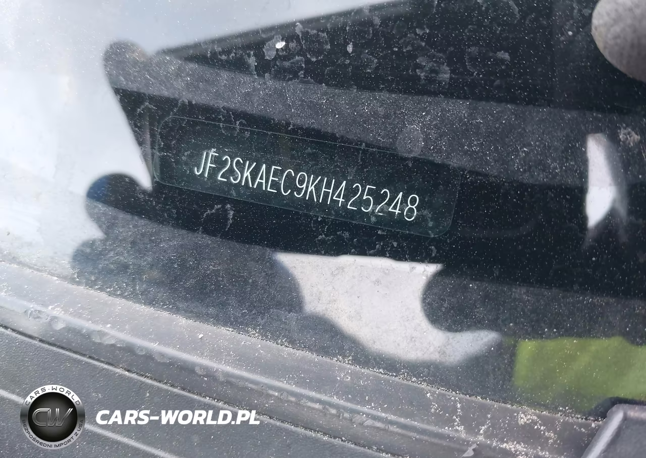2019 Subaru Forester Premium VIN:JF2SKAEC9KH425248 - 17