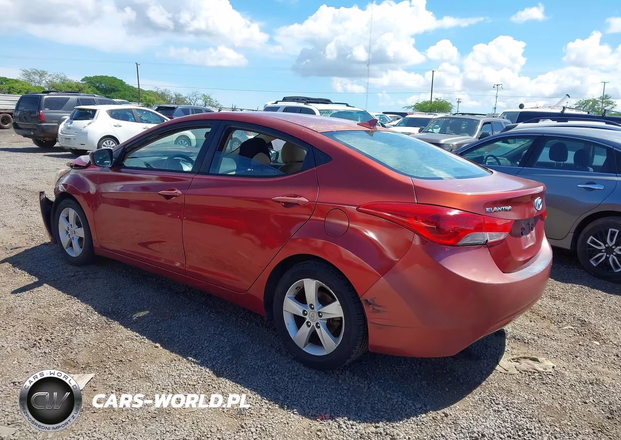 2013 Hyundai Elantra Gls-Limited VIN:5NPDH4AE6DH187443 - 3