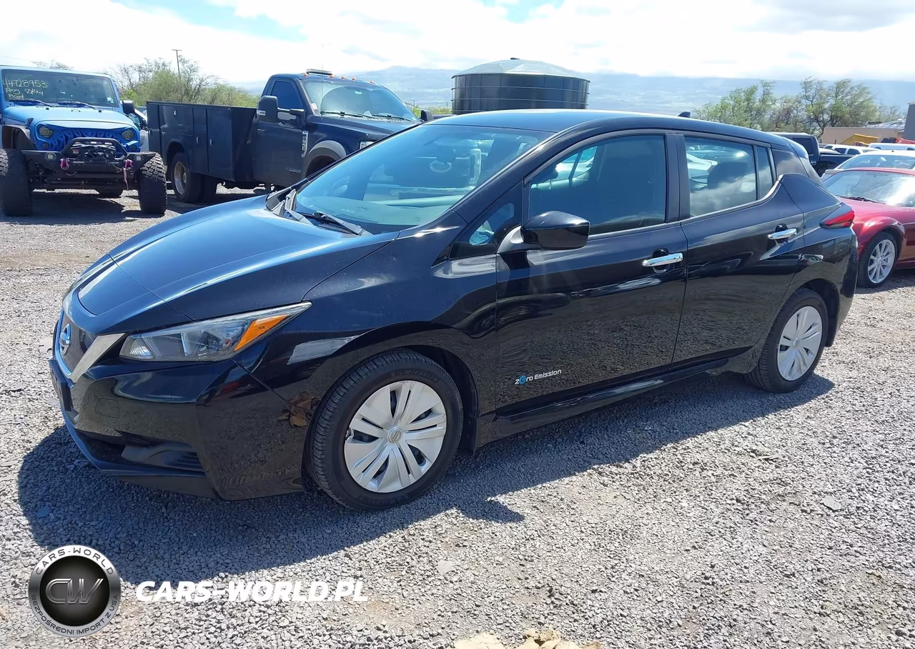 2018 Nissan Leaf S VIN:1N4AZ1CP7JC304439 - 2