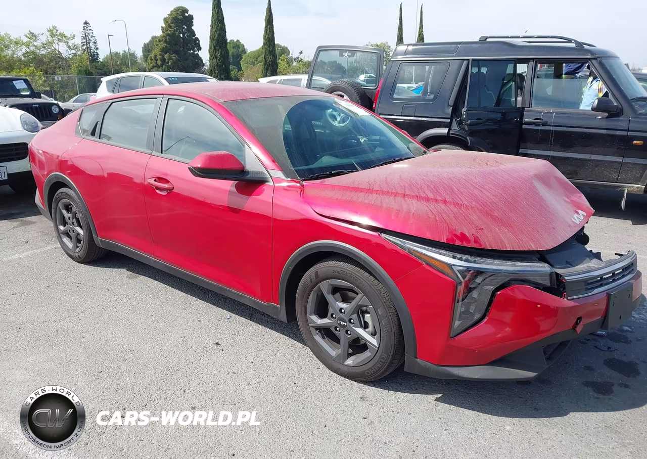 2025 Kia K4 Lxs – zdjęcie 1 z 16